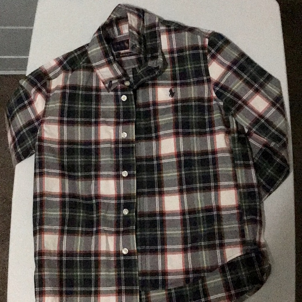 Button tee